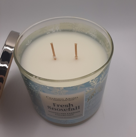 Snowflake Candle - Charmed Aroma - Picture 3 of 12